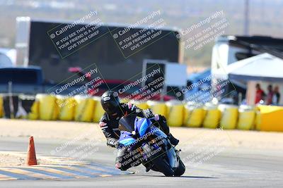 media/Feb-12-2022-SoCal Trackdays (Sat) [[3b21b94a56]]/Turn 2 (1045am)/